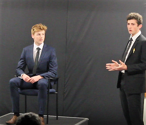 Sam and Louis in Blame