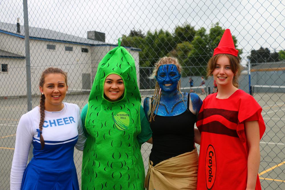 Dress up cheap for sports day