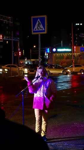 Elena Titova of Ulyanovsk City of Literature
introducing the 27 September Literary Trolleybus reading.