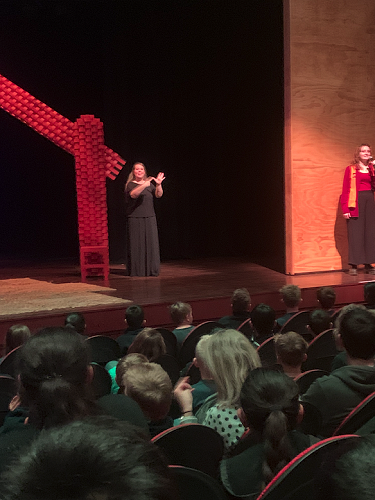 Show being interpreted