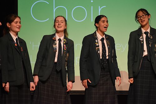 Leila Luckhurst, Elloise Cameron, Lily Ferro, Helen Li