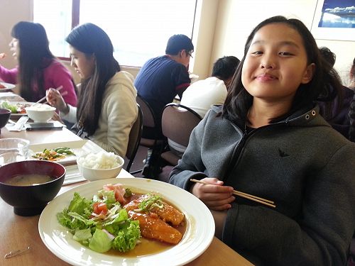 Smart NZ Group Student enjoys Salmon Teriyaki at Kohan, Lake Tekapo