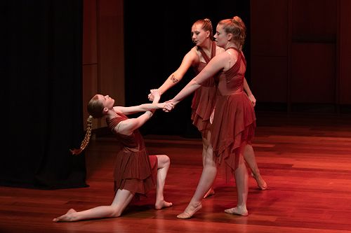 Year 13 Dancers -Queendom- Choreographer Lana Panfilow 