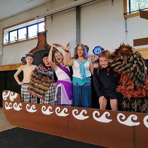 Some of the talented cast.