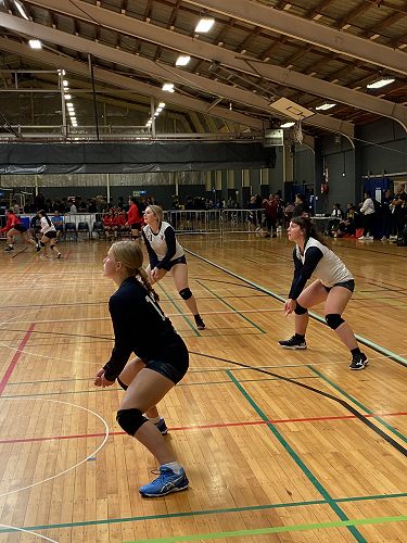 Briar, Jenna and Ruby ready and waiting