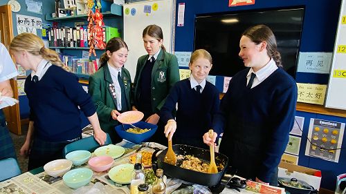 Year 9 Chinese class cooking noddles