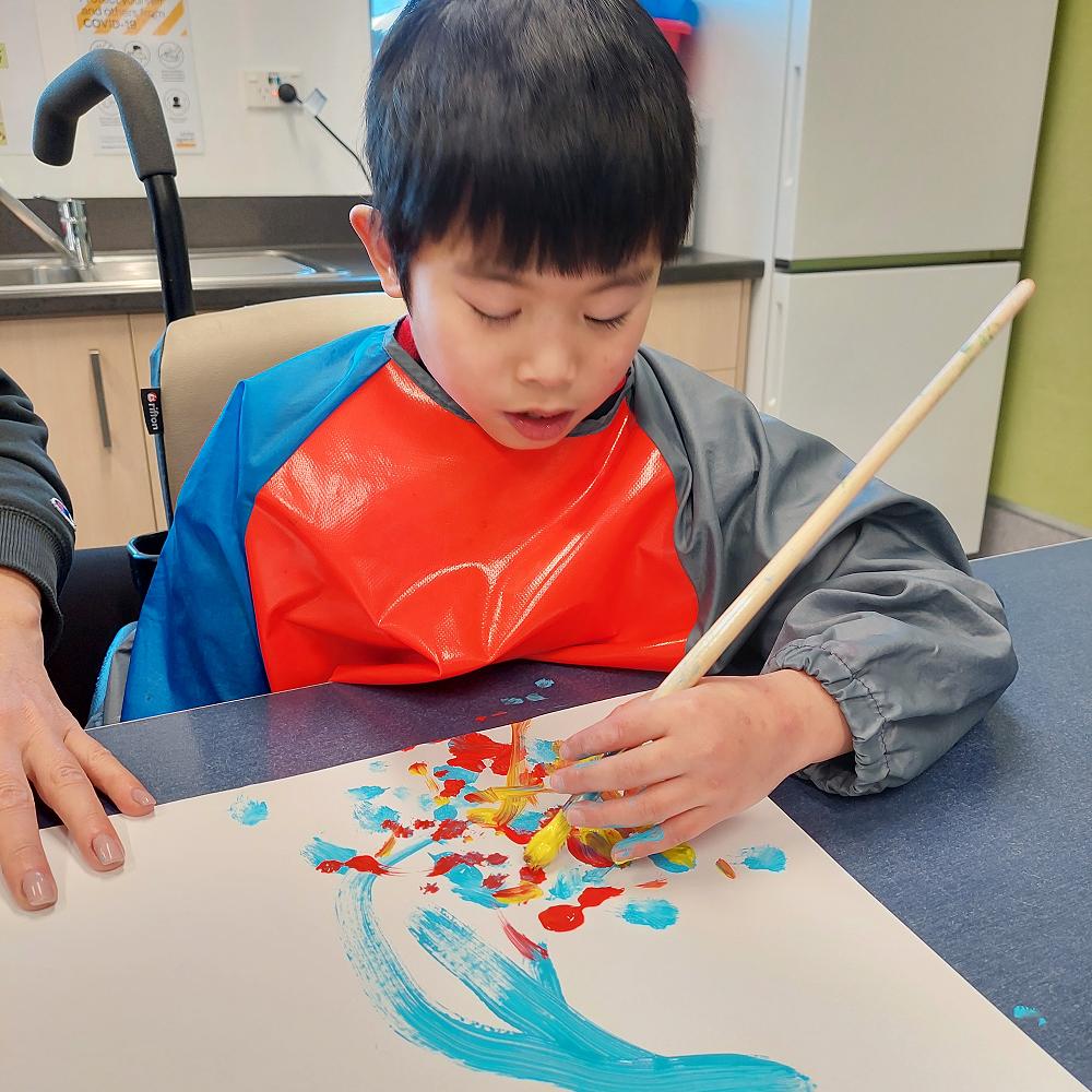 painting-and-connecting-with-elmer-a-fun-way-to-learn-in-p-tahi
