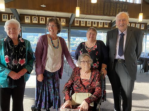 Bev Rowlands, Sarah Kyte, Deirdre Wilson and her daughter Sandra, Allan Lyall