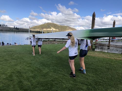 Novice four heading to the water