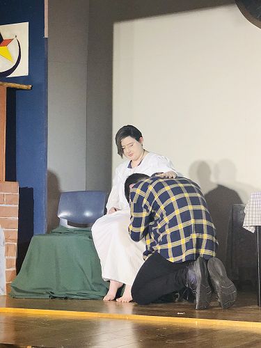 Pohutukawa drama performance September 2020