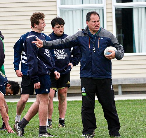 Dave Rennie joins PNBHS 1st XV for their Training Camp