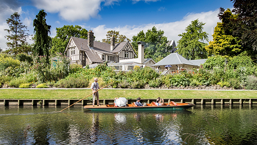 Punting in front of Curators House