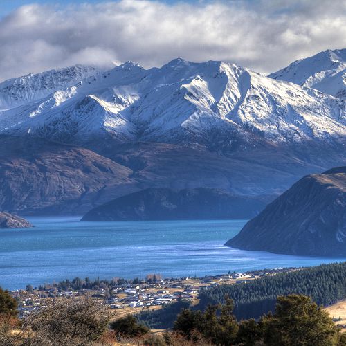 Lake Wanaka, Mount Aspiring National Park from the top of Mount Iron