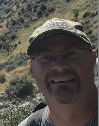 Whanau tramp up the back of Mt Hutt