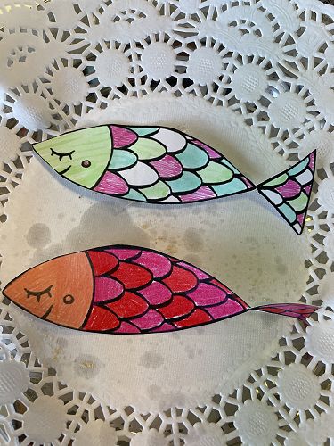 Examples of decorated "poisson d'avril" 