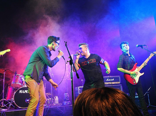 Harry and Ben in harmony.