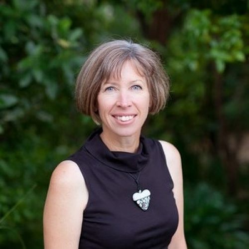 Leeanne Arnold - Teacher - Te pari pari - Y3/4                  leeanne@pukeruabay.school.nz