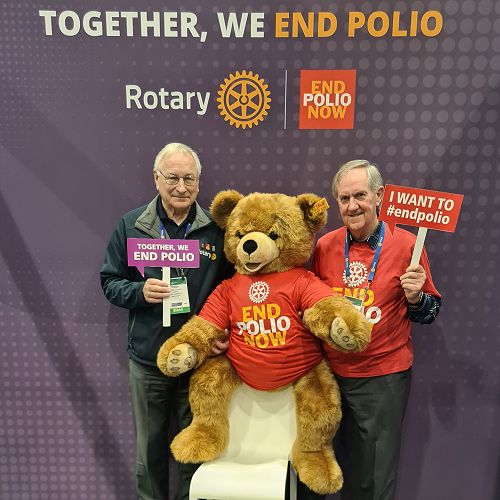 RRFC Peter Garnett & EPNC Murray Verso at RI Convention