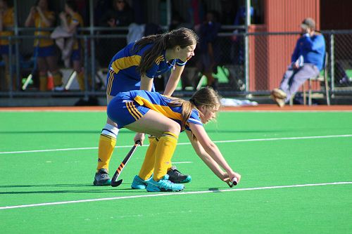Sophie ready to trap a penalty corner