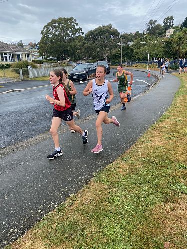 Year 8 student Rahwa Steel looking strong during her run