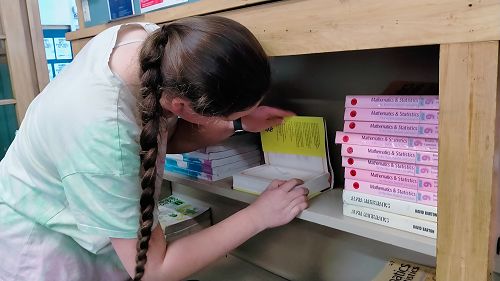 The Amazing Race in action