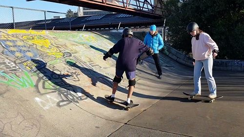 Video: Skateboarding at the skatepark