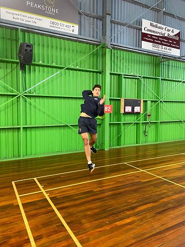 Super Eight Badminton