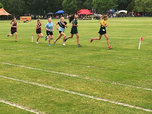 Go Alannah and Holly!