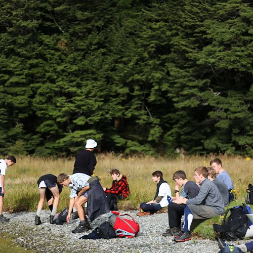 Time for a snack beside the South Lake.&nbsp;