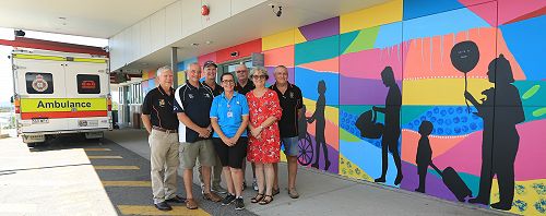 Midday Gladstone are keeping themselves busy!