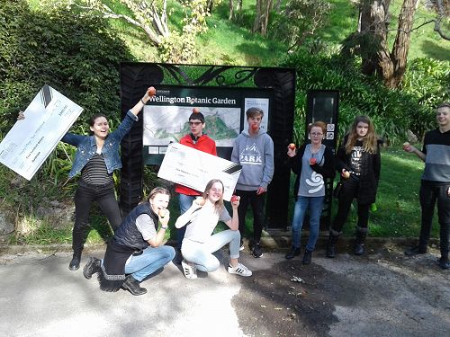 Botanic gardens apples