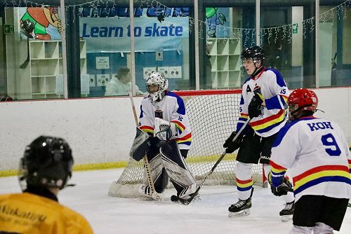 Defence wins Championships