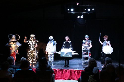 2017 Wearable Arts - Years 7&8 "Space" category 