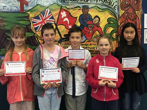 Awards for Petra, Lucy, Lachlan, Amber and Gloria