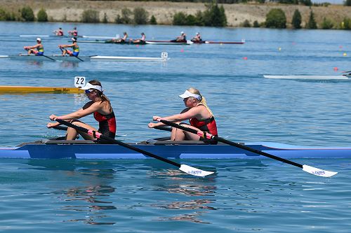 Billie Askerud and Adi Davies