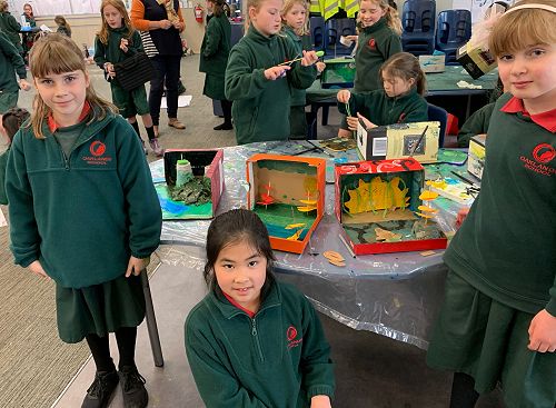 Niamh, Hannah and Olive- diorama creators.
