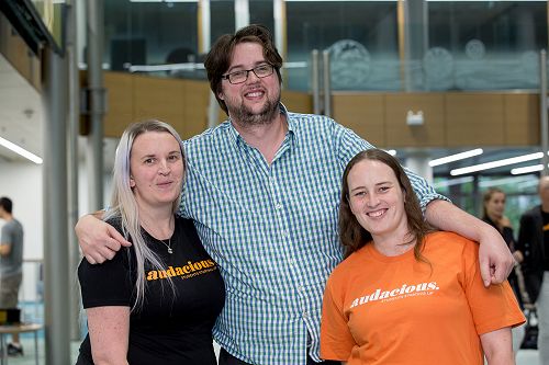 Registration Ladies Anabelle and Kat with tall fri