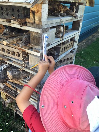Ye-Young works out the temperature