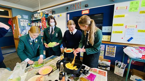Year 9 Chinese class cooking noddles
