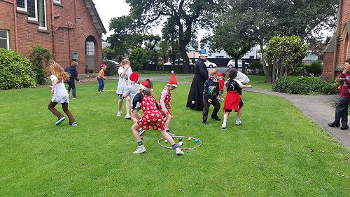 Rob the nest (with baubles)