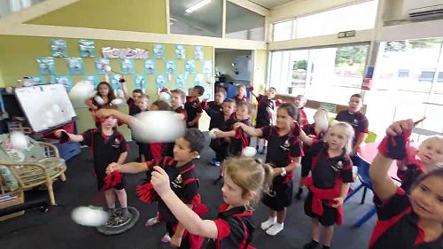 Video: Room 2 - e rere taku poi