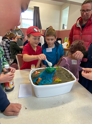 The chemistry station 