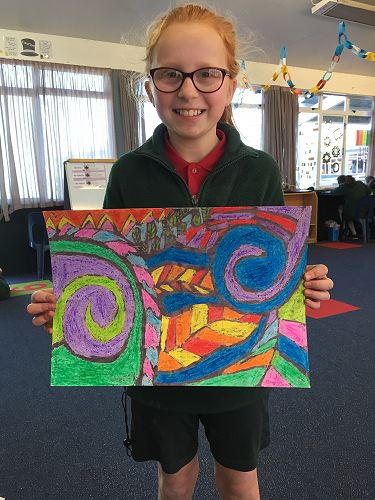 Zoe was the first student in our Hub to finish her art. She has done an amazing job. Well done, Zoe.