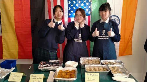 Weiran (Grace) Dong, Huijie (Mia) Jia and Junxiao (Yoyo) Chen