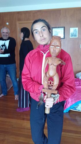 Rachel Ruckstuhl-Mann (Kāti Huirapa) with
Karetao (puppet). National Māori Theatre Hui, Puketeraki Marae, 26-29 November
2020. Image