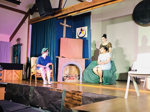 Pohutukawa drama performance September 2020