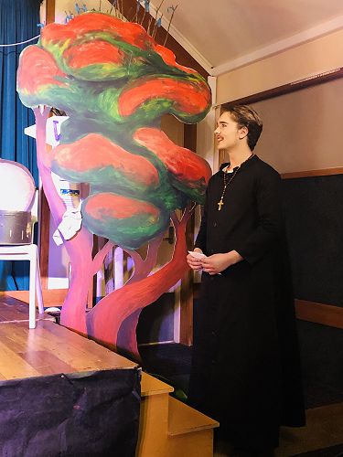 Pohutukawa drama performance September 2020