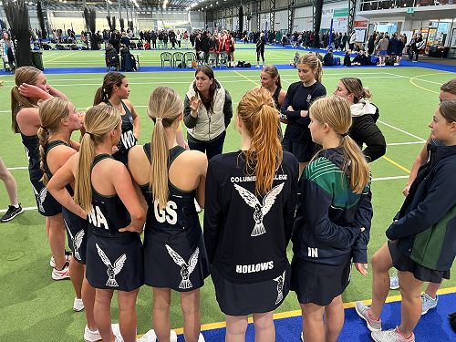 Senior B Coach Ella-Rose giving feedback