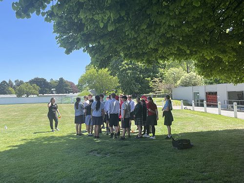 George R15 in a team challenge