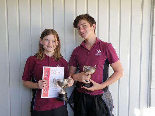 Kimberly and Will come out tops in the junior final.